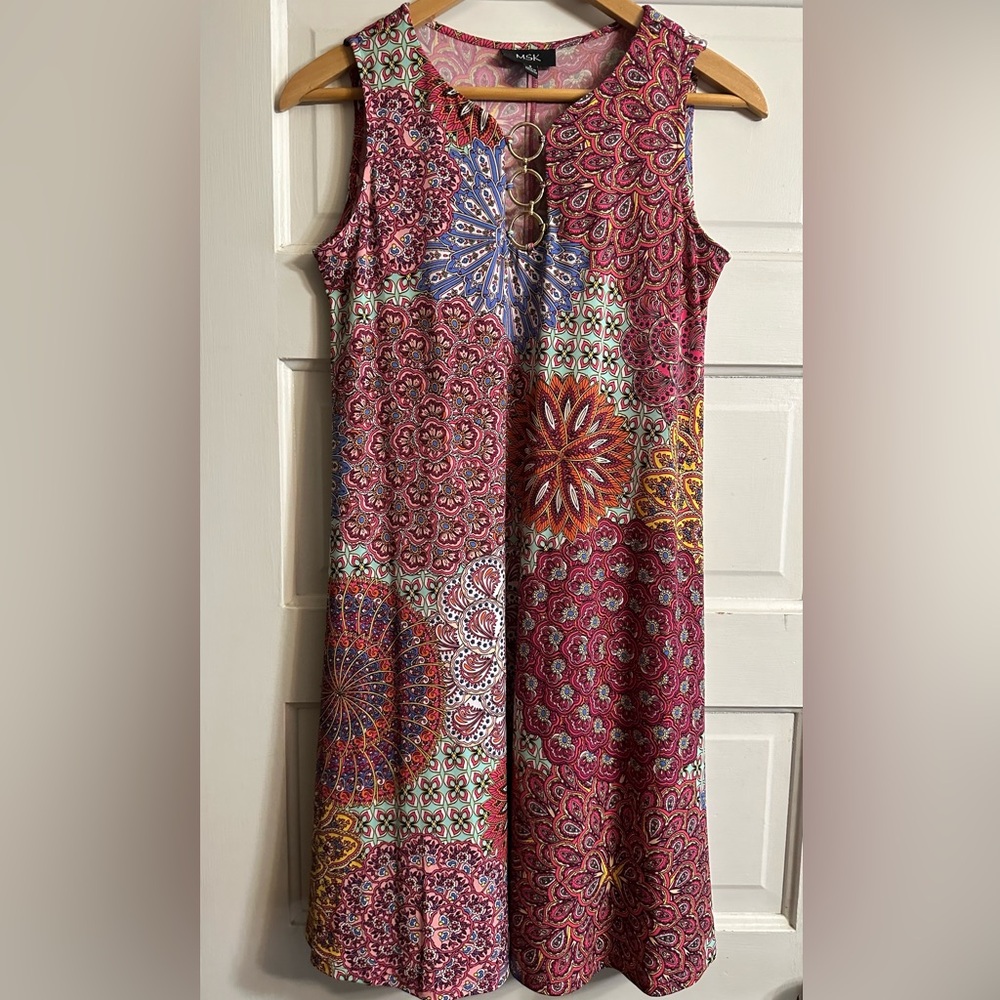 ❤️ 3/$15 MSK Paisley Print Sleeveless Dress